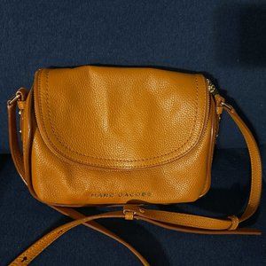 Marc Jacobs The Groove Leather Mini Messenger Bag